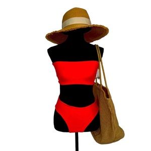 NEW‎ UNIKA brand 2 piece size M